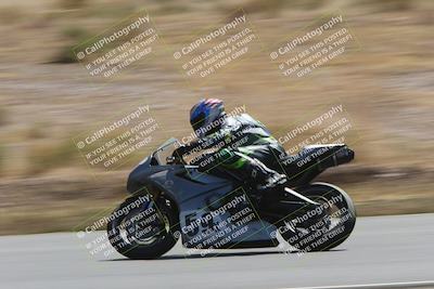 media/Apr-20-2025-AHRMA (Sun) [[393a79c373]]/Race/Group 10/Turn 4b/